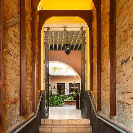Hotel Libertad 1416 グアダラハラ エクステリア 写真